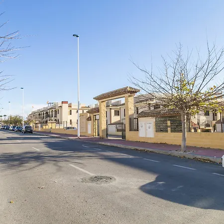 Apartment Homely Arcos Del Mediterraneo Torrevieja